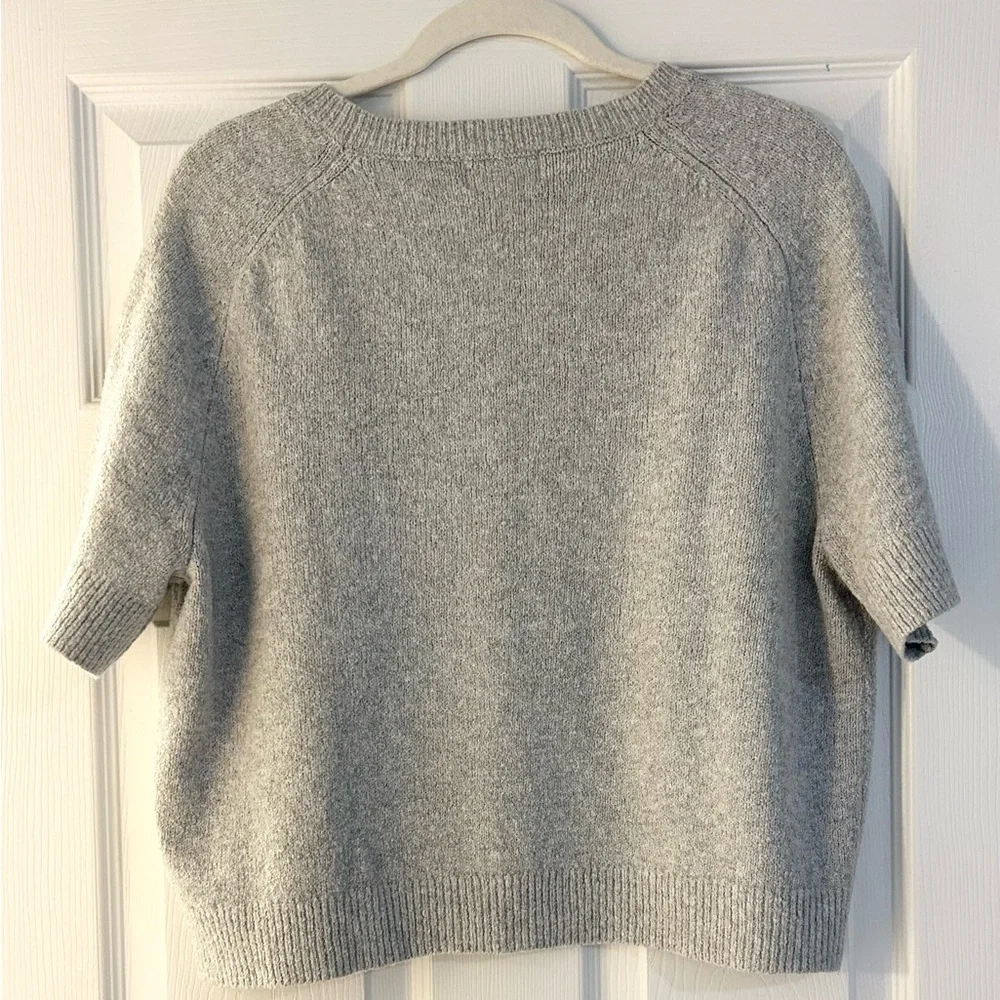 ⭐️NWOT⭐️ Universal Thread Short Sleeve Crewneck Pullover Sweater - Picture 3 of 4